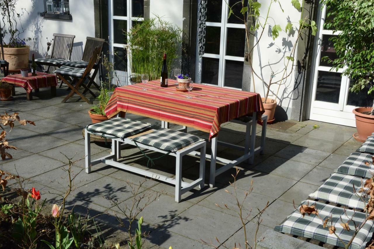 Stiftsherrenhaus Münstermaifeld 外观 照片